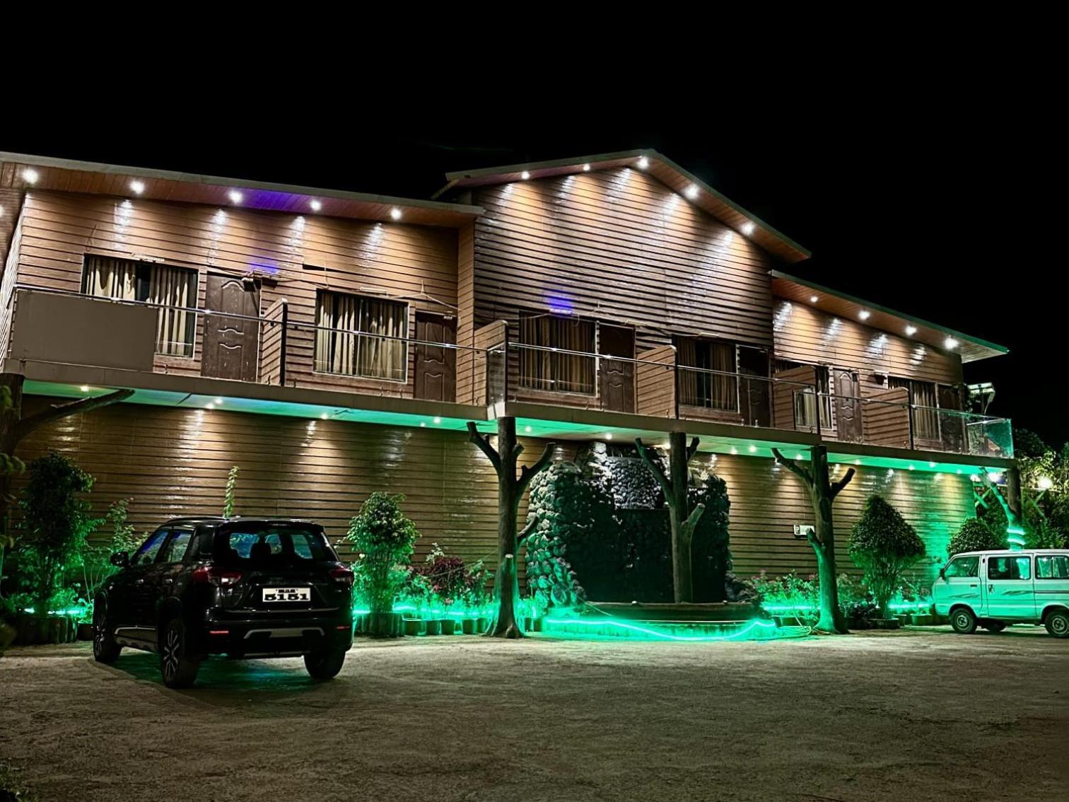 Hollywood Palace Resort Panchgani Exterior foto