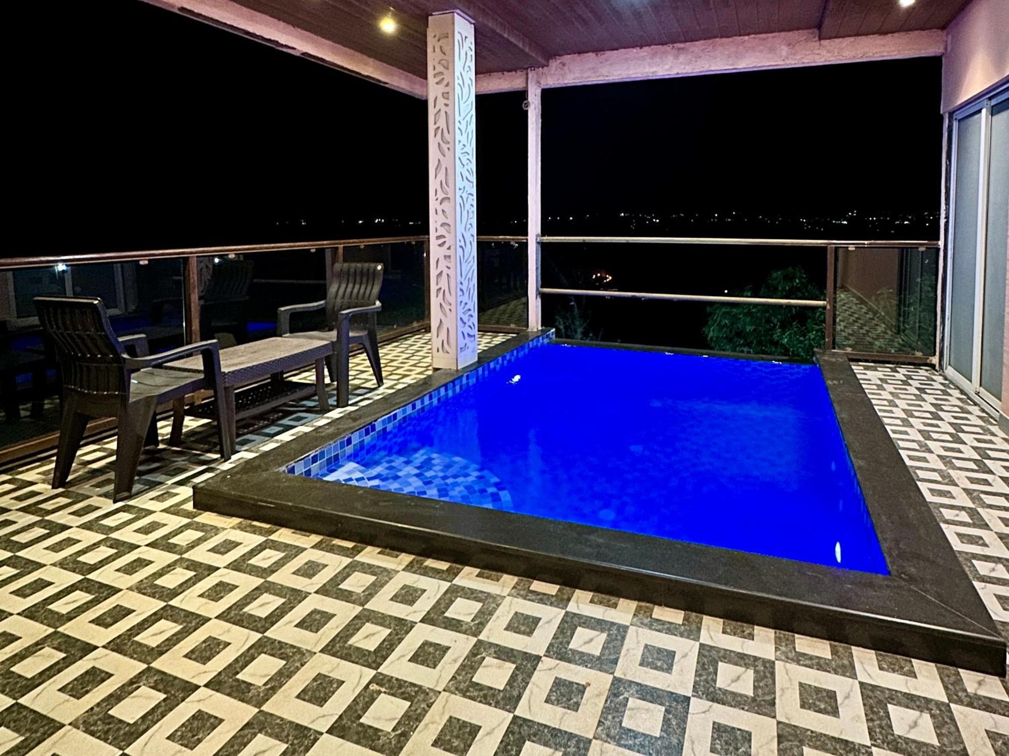 Hollywood Palace Resort Panchgani Exterior foto